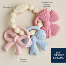 Itzy Trio - Bow Teether
