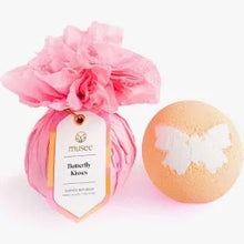 Butterfly Kisses Bath Bomb